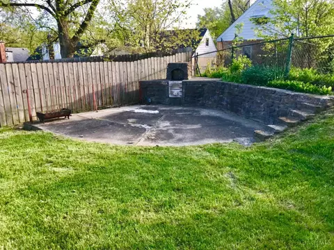 Exterior - 1113 Morado Dr, Cincinnati, OH 45238 photo 5 of 6