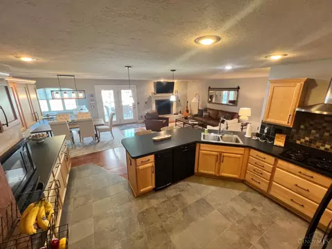 Kitchen - 335 Apple Rd, Amelia, OH 45102 photo 4 of 5