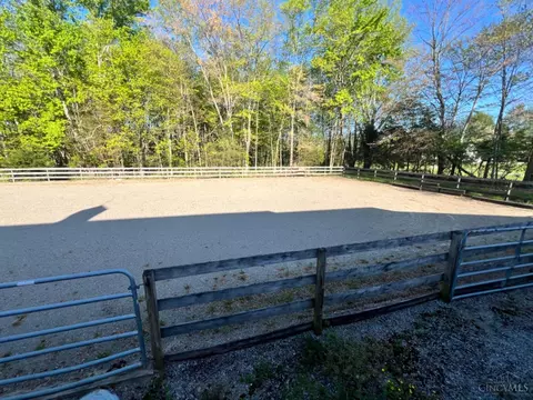 Exterior - 335 Apple Rd, Amelia, OH 45102 photo 21 of 25