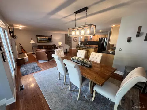 Dining - 335 Apple Rd, Amelia, OH 45102 photo 3 of 4