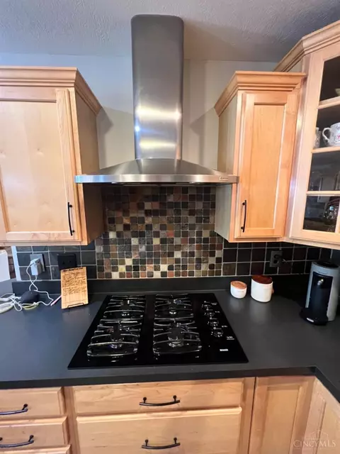 Kitchen - 335 Apple Rd, Amelia, OH 45102 photo 1 of 5
