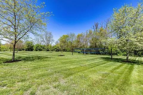 Exterior - 3939 River Rd, Fairfield, OH 45014 photo 18 of 27