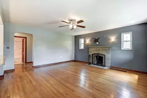 Living - 2304 Galbraith Rd, Cincinnati, OH 45237 photo 1 of 3