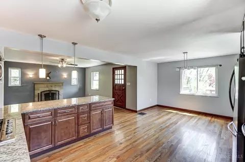 Dining - 2304 Galbraith Rd, Cincinnati, OH 45237 photo 1 of 1
