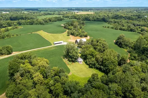 2096 Owens Rd, Felicity, OH 45120