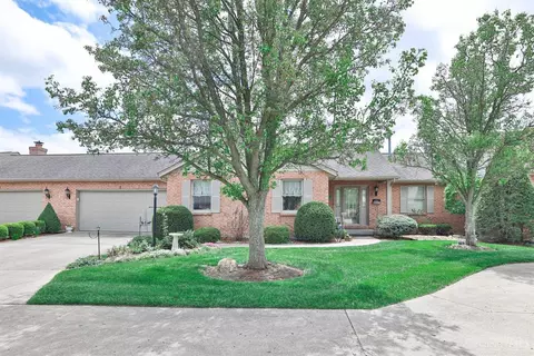 1210 Stephanie Dr #2, Hamilton, OH 45013