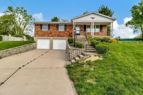 3396 Linsan Dr, Cincinnati, OH 45239