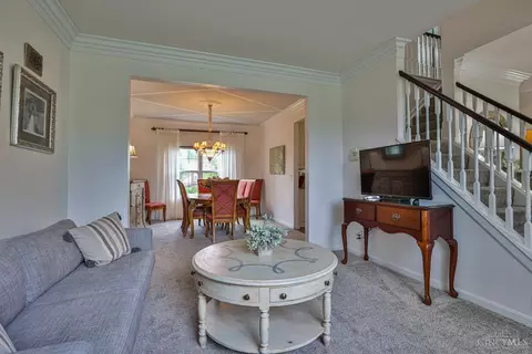 Dining - 981 Arborrun Dr, Cincinnati, OH 45233 photo 1 of 7
