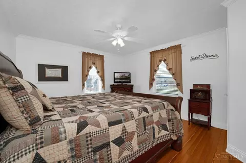 Bedroom - 1306 Bonnell Ave, Reading, OH 45215 photo 4 of 5