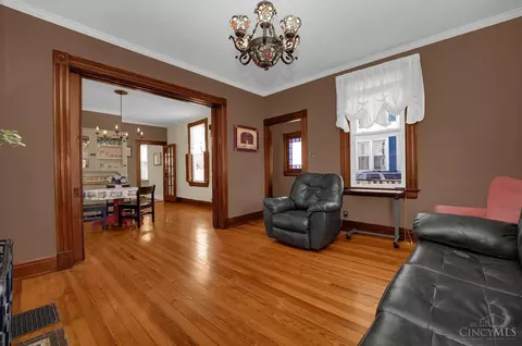 Living - 1306 Bonnell Ave, Reading, OH 45215 photo 1 of 2