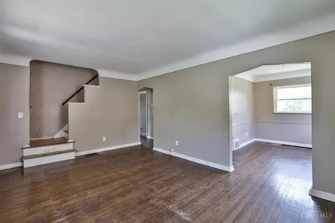 1011 Edgetree Ln, Cincinnati, OH 45238 photo 5