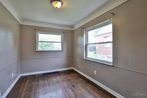 1011 Edgetree Ln, Cincinnati, OH 45238 photo 7