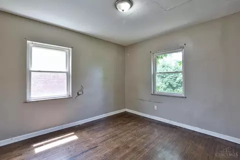 1011 Edgetree Ln, Cincinnati, OH 45238 photo 14