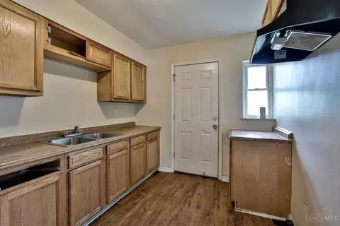 1011 Edgetree Ln, Cincinnati, OH 45238 photo 10