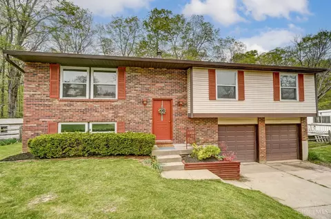 4581 Muirvalley Ct, Batavia, OH 45103