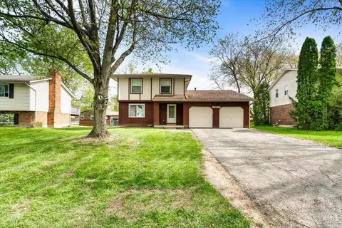 6616 Wooden Shoe Dr, Liberty Township, OH 45044