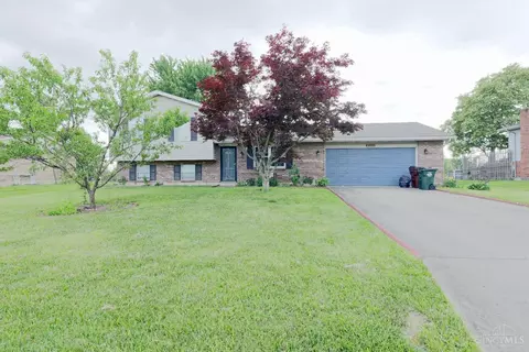 6391 Hollyberry Ln, Hamilton, OH 45011