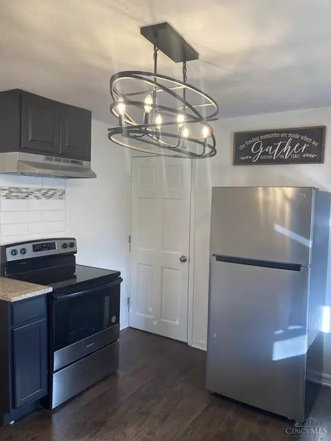 Kitchen - 3138 Sunshine Ave, Cincinnati, OH 45211 photo 1 of 3