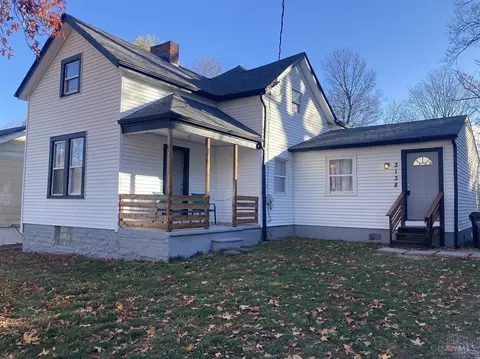 Exterior - 3138 Sunshine Ave, Cincinnati, OH 45211 photo 3 of 6