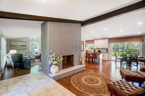 Living - 9059 Foxhunter Ln, Cincinnati, OH 45242 photo 1 of 7