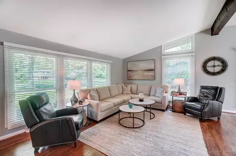 Living - 9059 Foxhunter Ln, Cincinnati, OH 45242 photo 3 of 7