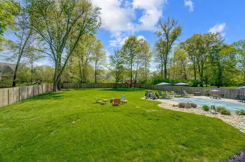 View/Area - 9059 Foxhunter Ln, Cincinnati, OH 45242 photo 2 of 3