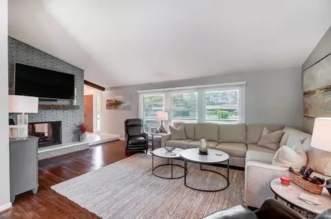 Living - 9059 Foxhunter Ln, Cincinnati, OH 45242 photo 4 of 7