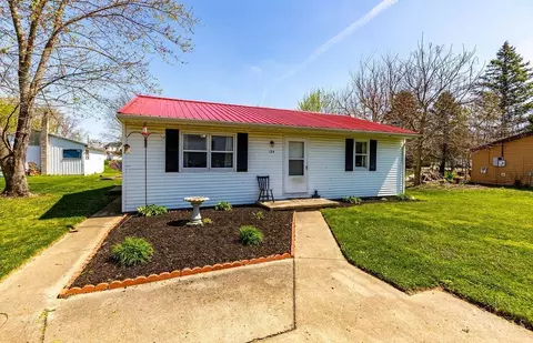 124 Shidler St, West College Corner, IN 47003