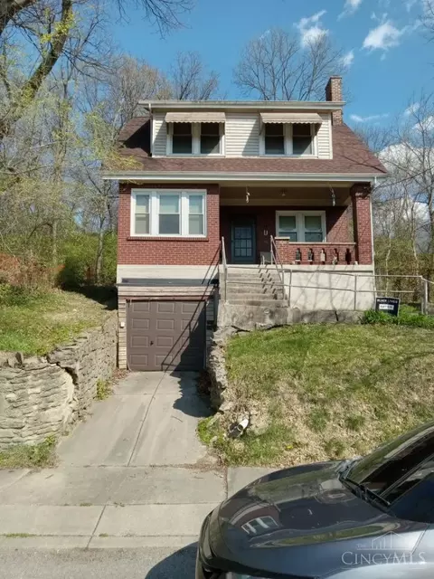 3528 Irving St, Cincinnati, OH 45220