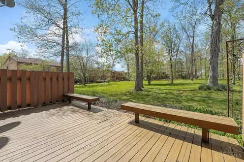 Exterior - 554 Maple Ln, Mason, OH 45040 photo 6 of 8
