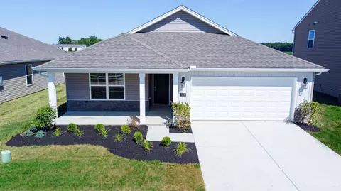 113 Lonny St, Mount Orab, OH 45154