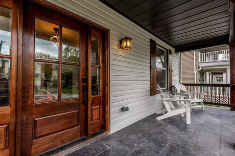 Exterior - 2724 Minot Ave, Cincinnati, OH 45209 photo 3 of 9