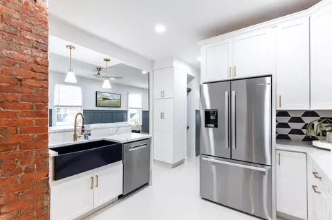 Kitchen - 2724 Minot Ave, Cincinnati, OH 45209 photo 5 of 7