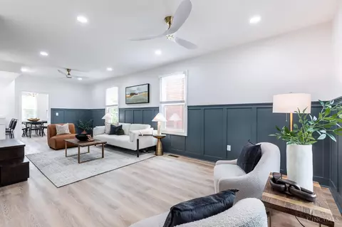Living - 2724 Minot Ave, Cincinnati, OH 45209 photo 2 of 4