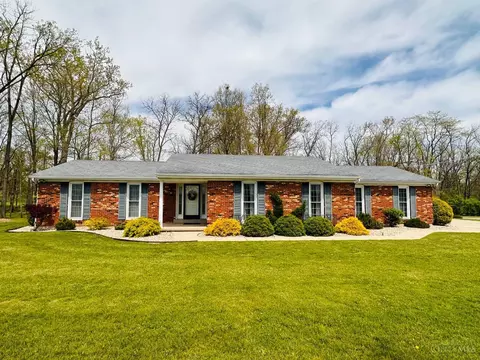 2710 Nichols Rd, Hamilton, OH 45013