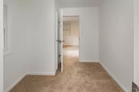 1682 Ashbrook Dr, Cincinnati, OH 45238 photo 12