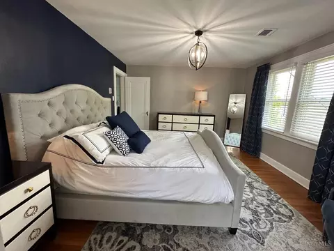 Bedroom - 3303 Lambert Pl, Cincinnati, OH 45208 photo 2 of 6