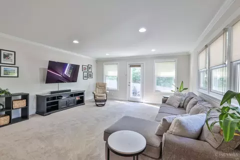 Living - 3303 Lambert Pl, Cincinnati, OH 45208 photo 6 of 6