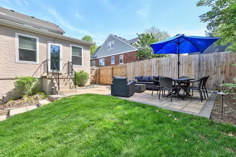 Exterior - 3303 Lambert Pl, Cincinnati, OH 45208 photo 3 of 7