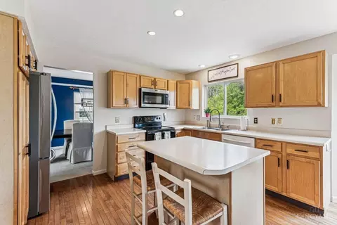 Kitchen - 6480 Copperleaf Ln, Cincinnati, OH 45230 photo 3 of 4