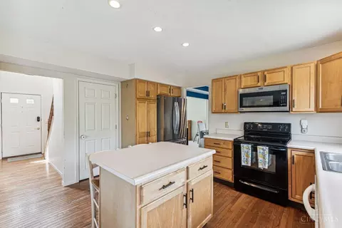 Kitchen - 6480 Copperleaf Ln, Cincinnati, OH 45230 photo 4 of 4