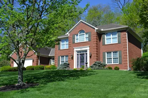 Exterior - 861 Eaglesknoll Ct, Cincinnati, OH 45230 photo 2 of 10