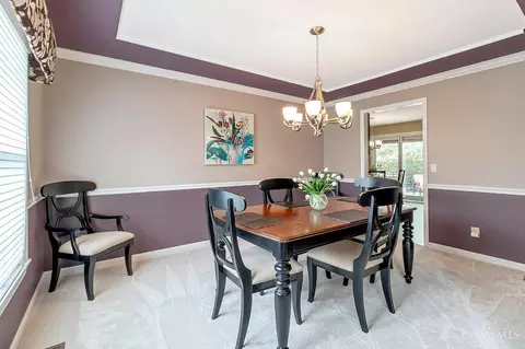 Dining - 861 Eaglesknoll Ct, Cincinnati, OH 45230 photo 1 of 2