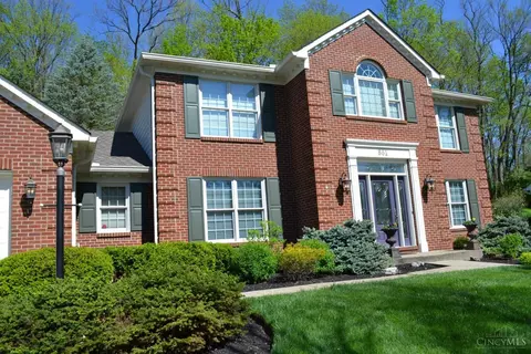 Exterior - 861 Eaglesknoll Ct, Cincinnati, OH 45230 photo 4 of 10