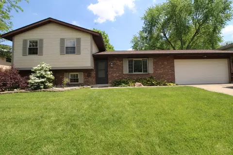 5888 Turtle Creek Dr, Fairfield, OH 45014