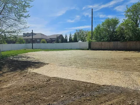 3381 Palmhill Ln, Green Twp, OH 45239