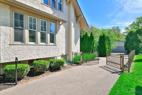 3798 Hyde Park Ave, Cincinnati, OH 45209 photo 38