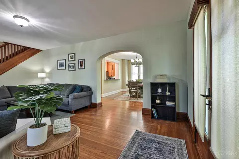 3798 Hyde Park Ave, Cincinnati, OH 45209 photo 4