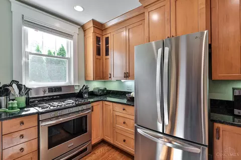 3798 Hyde Park Ave, Cincinnati, OH 45209 photo 15