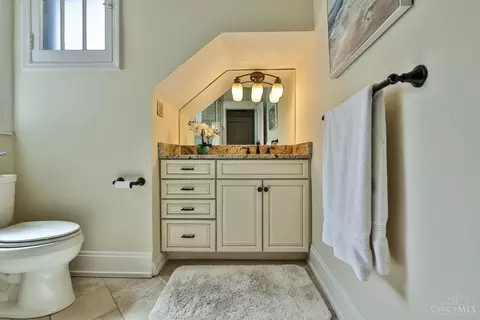 3798 Hyde Park Ave, Cincinnati, OH 45209 photo 24